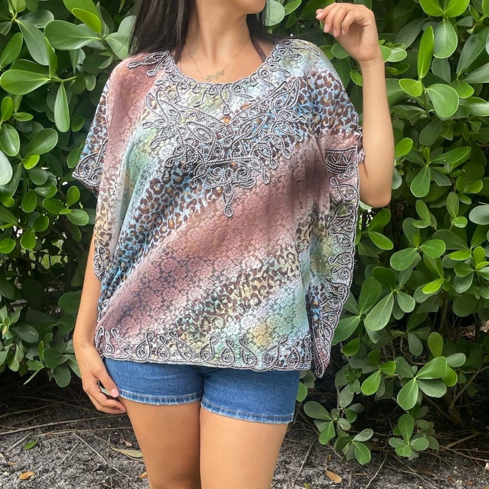 Poncho embroidered cheetah print blouse